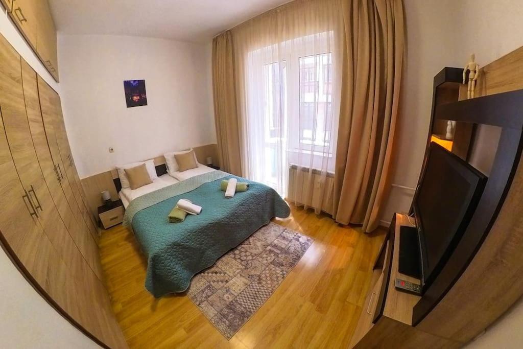 The Green Apartment In The Heart Of Old Sofia 1Bdr Buitenkant foto