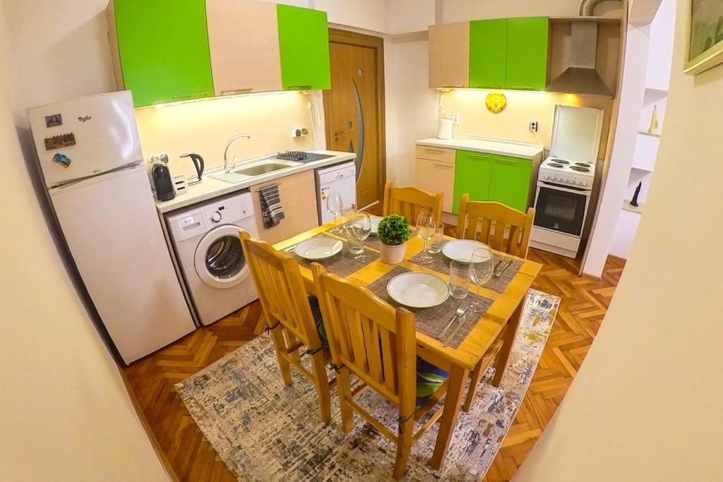 The Green Apartment In The Heart Of Old Sofia 1Bdr Buitenkant foto